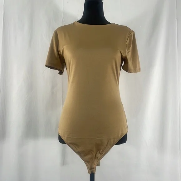 Gianni Bini Short Sleeve, Crew Neck, tan,brown, Bodysuit,Top,Large - Picture 12 of 12